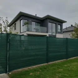 Ako vybrať tieniacu sieť na plot