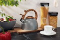 Pískací čajník MagicHome, šedý, 2500 ml