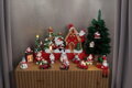 Vianočná dekorácia Usmiaty snehuliak, LED, terakota, 12,5 cm