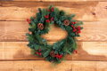 Veniec na dvere MagicHome Vianoce, Berry, prírodný, s čečinou a šiškami, 45 cm, 1, náradie