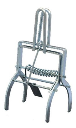 Pasca na krtov Pecon Snapkiller – mechanická, 21x11 cm