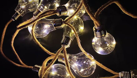 Vianočné osvetlenie reťaz Bulb, 10× LED, tvar žiarovky, solárna, 3,8 m